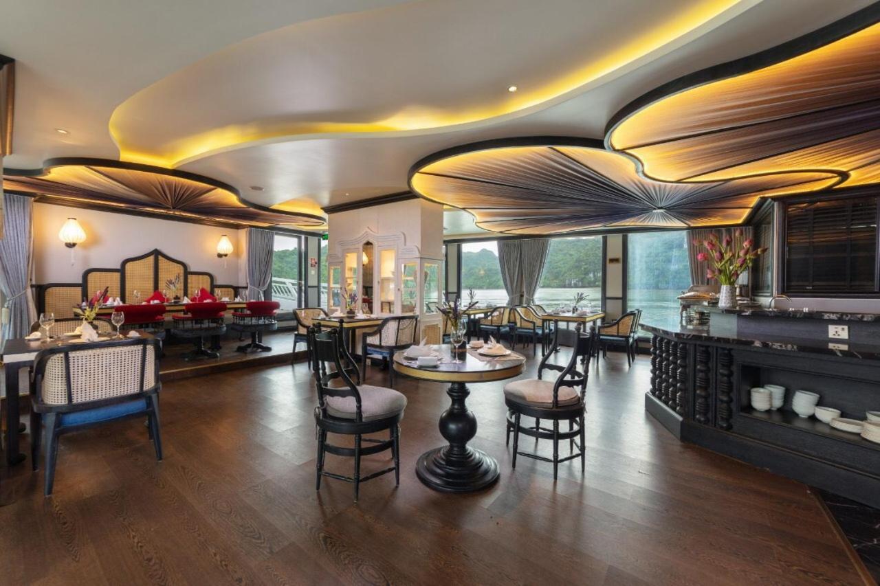 Madeline Cruises Hotel Ha Long Bagian luar foto