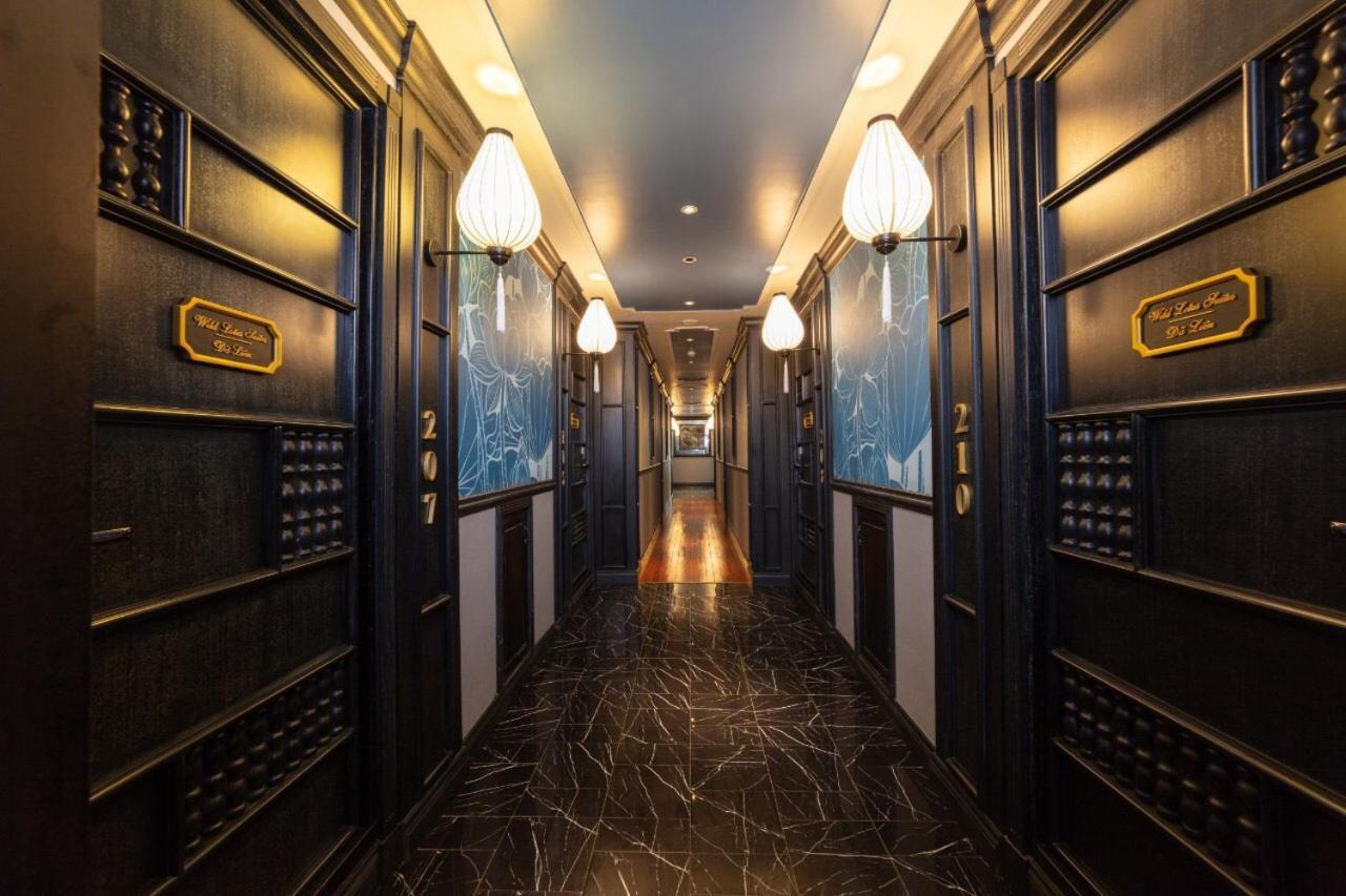 Madeline Cruises Hotel Ha Long Bagian luar foto