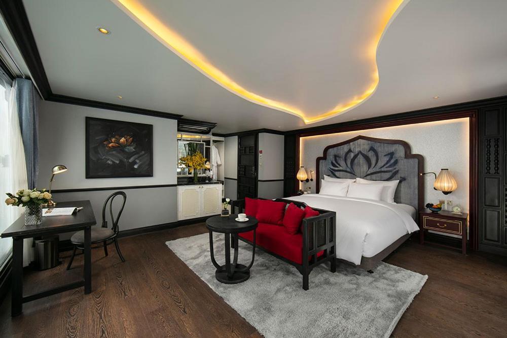 Madeline Cruises Hotel Ha Long Bagian luar foto
