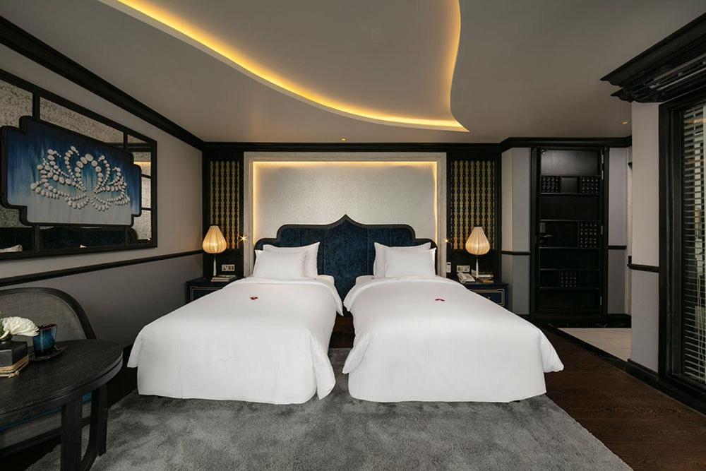 Madeline Cruises Hotel Ha Long Bagian luar foto