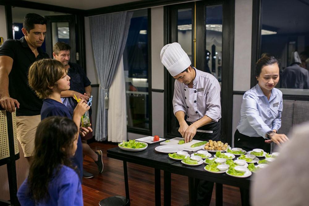 Madeline Cruises Hotel Ha Long Bagian luar foto